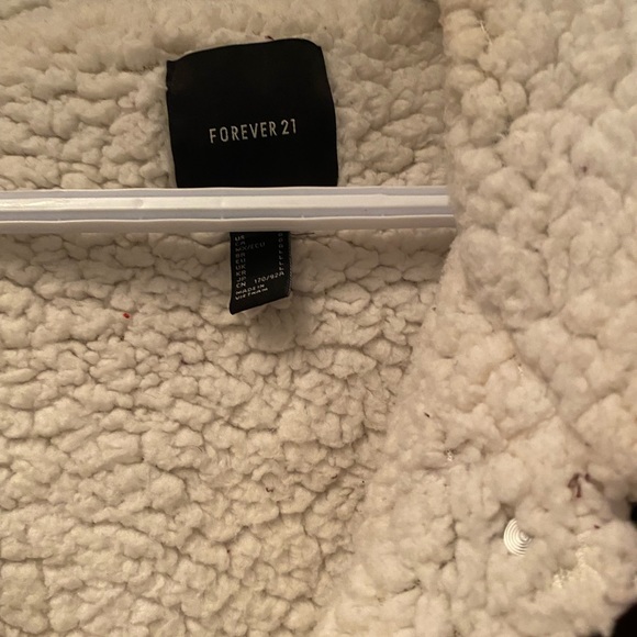 Forever 21 sherpa lined Maroon coduroy jacket. Size Large. - Picture 2 of 3